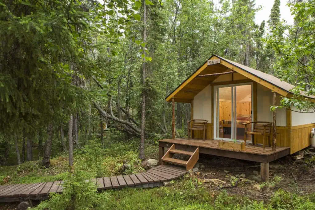 A cozy cabin at Kenai Backcountry Lodge